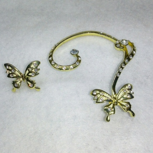 🎀Beautiful Butterfly Crystal Crawler Earing - Picture 4 of 6